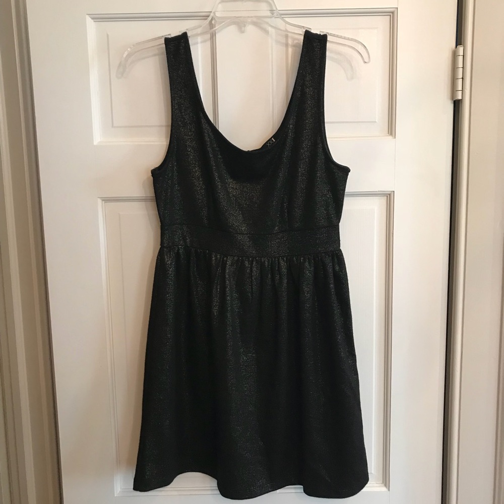 Black and gold shimmery dress!